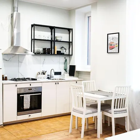 Stylish And Cozy In Center Apartment Riga