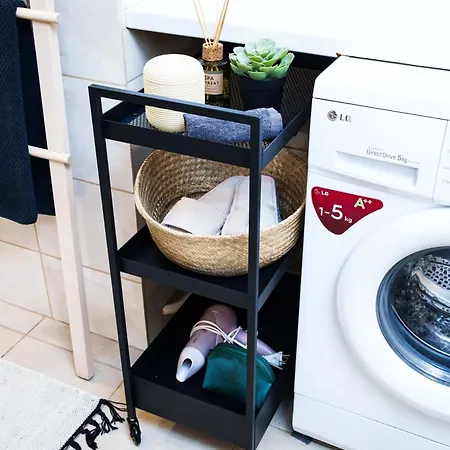 Stylish And Cozy In Center